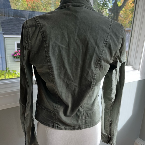 Divided Jean Jacket  Size 2 - Picture 6 of 6